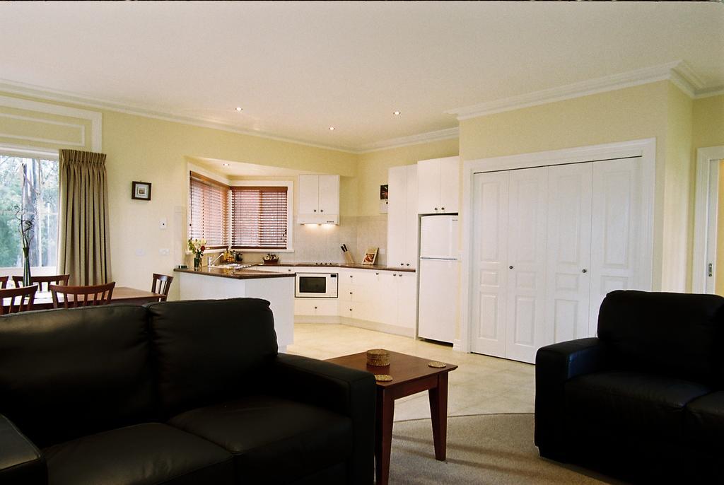 Waverley House Cottages Lakes Entrance Exteriör bild